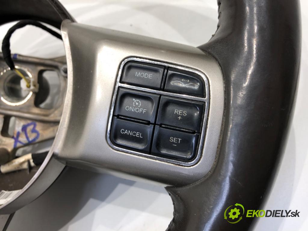 JEEP GRAND CHEROKEE WK SUV 2012 177 kW 3.0 CRD V6 4x4 2987 Volant  (Volant)