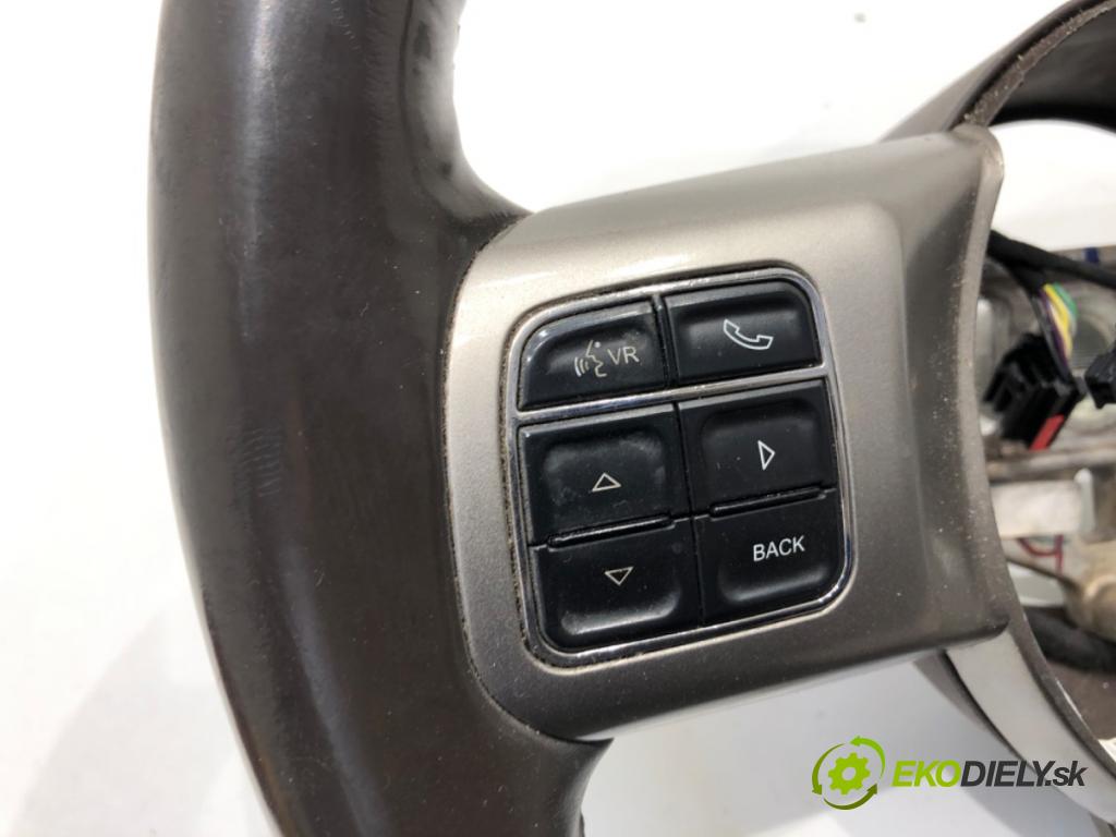 JEEP GRAND CHEROKEE WK SUV 2012 177 kW 3.0 CRD V6 4x4 2987 Volant  (Volant)