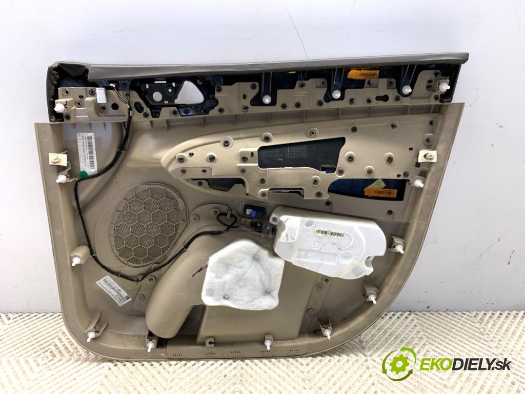 JEEP GRAND CHEROKEE WK SUV 2012 177 kW 3.0 CRD V6 4x4 2987 čalúnenie Dvere ľavy predný