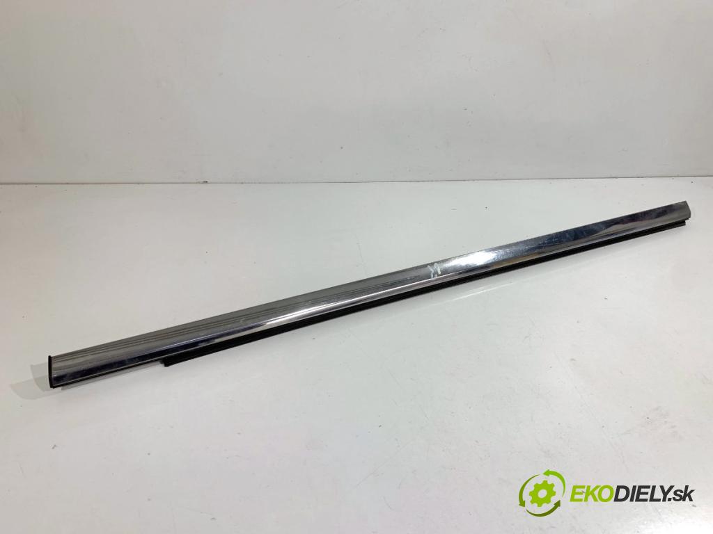 JEEP GRAND CHEROKEE WK SUV 2012 177 kW 3.0 CRD V6 4x4 2987 Lišta Sbírání: predný ľavy 