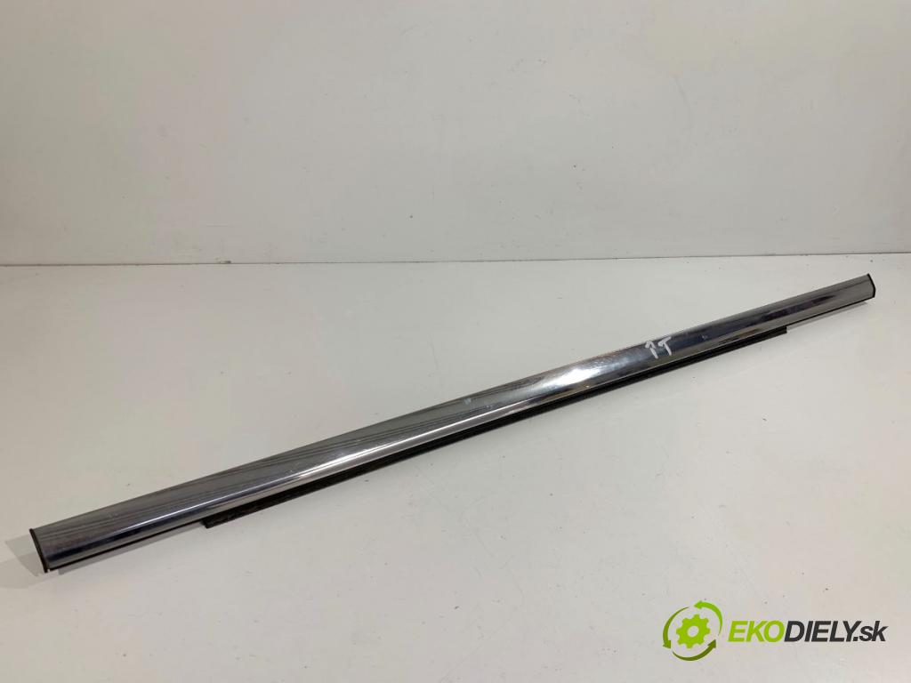 JEEP GRAND CHEROKEE WK SUV 2012 177 kW 3.0 CRD V6 4x4 2987 Lišta Sbírání: zad pravy 