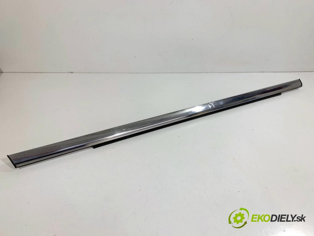 JEEP GRAND CHEROKEE WK SUV 2012 177 kW 3.0 CRD V6 4x4 2987 Lišta Sbírání: zad ľavy 