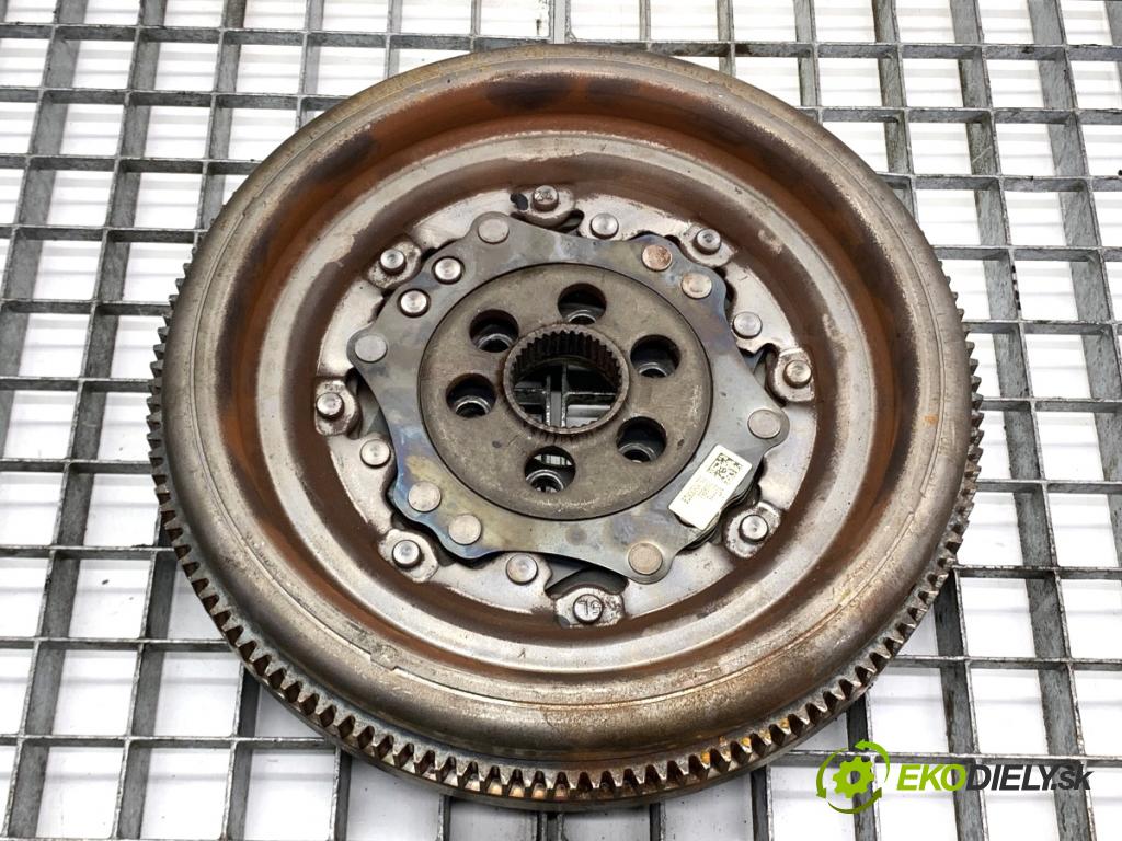 SKODA OCTAVIA III Kombi 2015 110 kW 2.0 TDI 1968 koleso dvojhmota 03L105266DE