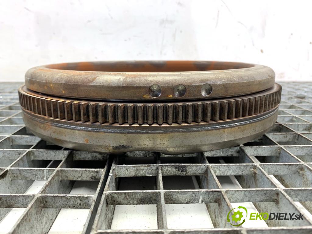 SKODA OCTAVIA III Kombi 2015 110 kW 2.0 TDI 1968 koleso dvojhmota 03L105266DE