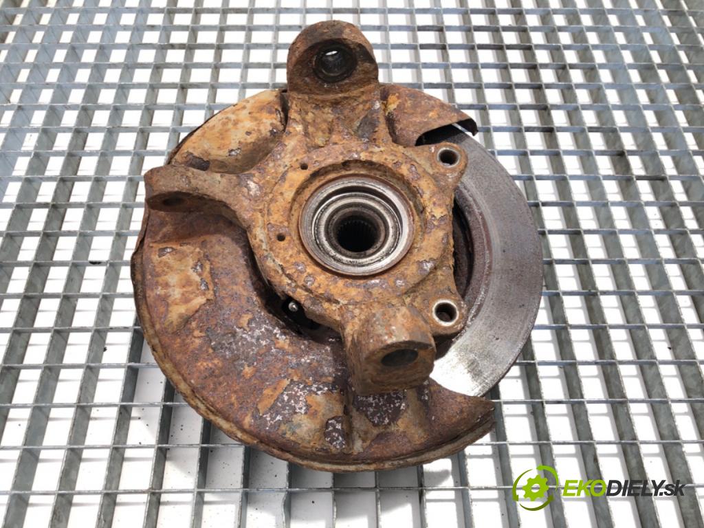 SSANGYONG REXTON SUV 2005 121 kW 2.7 Xdi 4x4 2696 náboj pravy predný