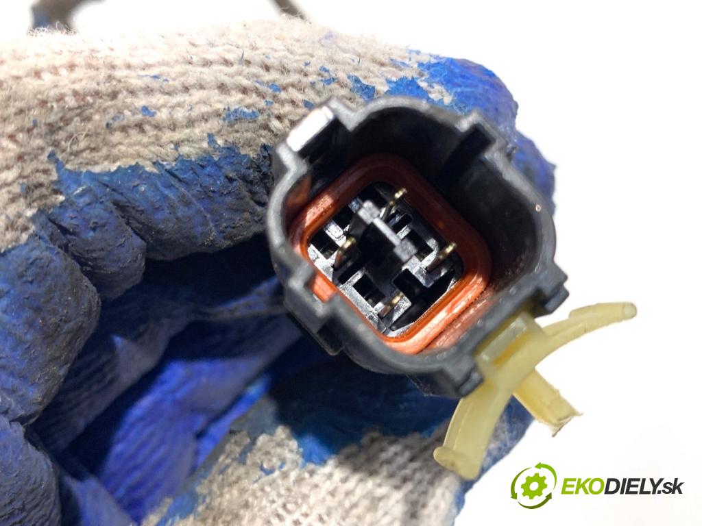 SSANGYONG REXTON SUV 2005 121 kW 2.7 Xdi 4x4 2696 zámok Dvere pravy zad