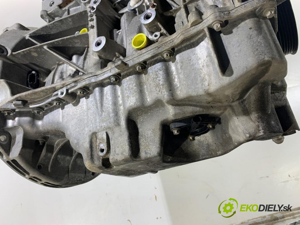 MERCEDES-BENZ W176 liftback 2017 90 kW A 180 (176.042) 1595 Motor 270910 (Motor)