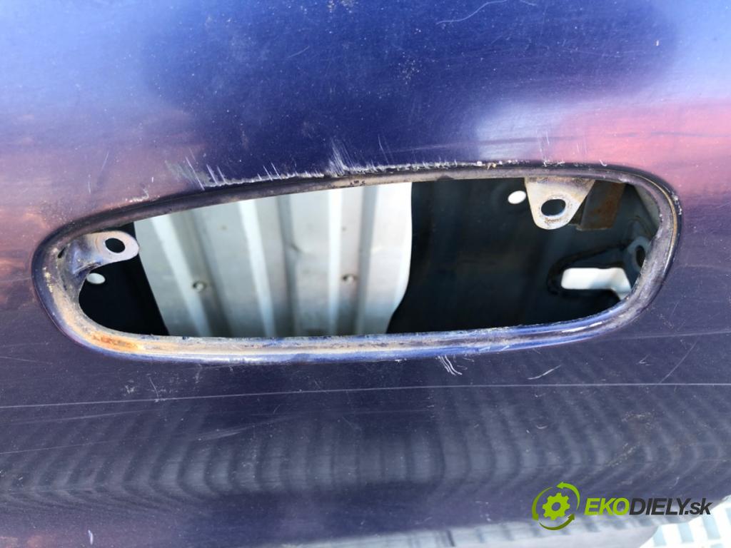 TOYOTA RAV4 I SUV 1994 95 kW 2.0 4WD (SXA10) 1998 Dvere ľavy predný