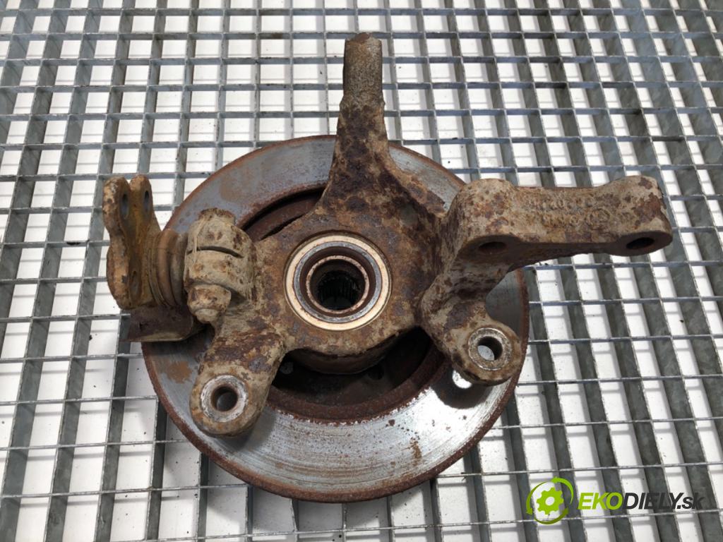 MERCEDES-BENZ W638 Autobus 2003 60 kW 108 CDI 2.2 (638.194) 2148 náboj ľavy predný