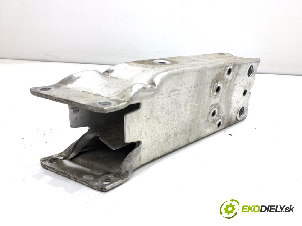 BMW F48 SUV 2017 110 kW sDrive 18 d 1995 držiak stláčanie predný ľavá strana 7406385