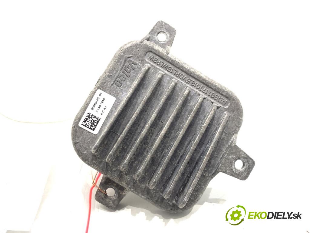 BMW F48 SUV 2017 110 kW sDrive 18 d 1995 Modul LED 90068145