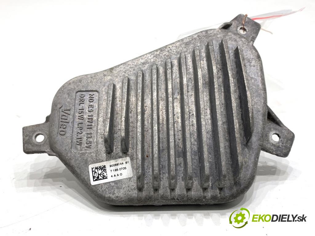 BMW F48 SUV 2017 110 kW sDrive 18 d 1995 Modul LED 90068144