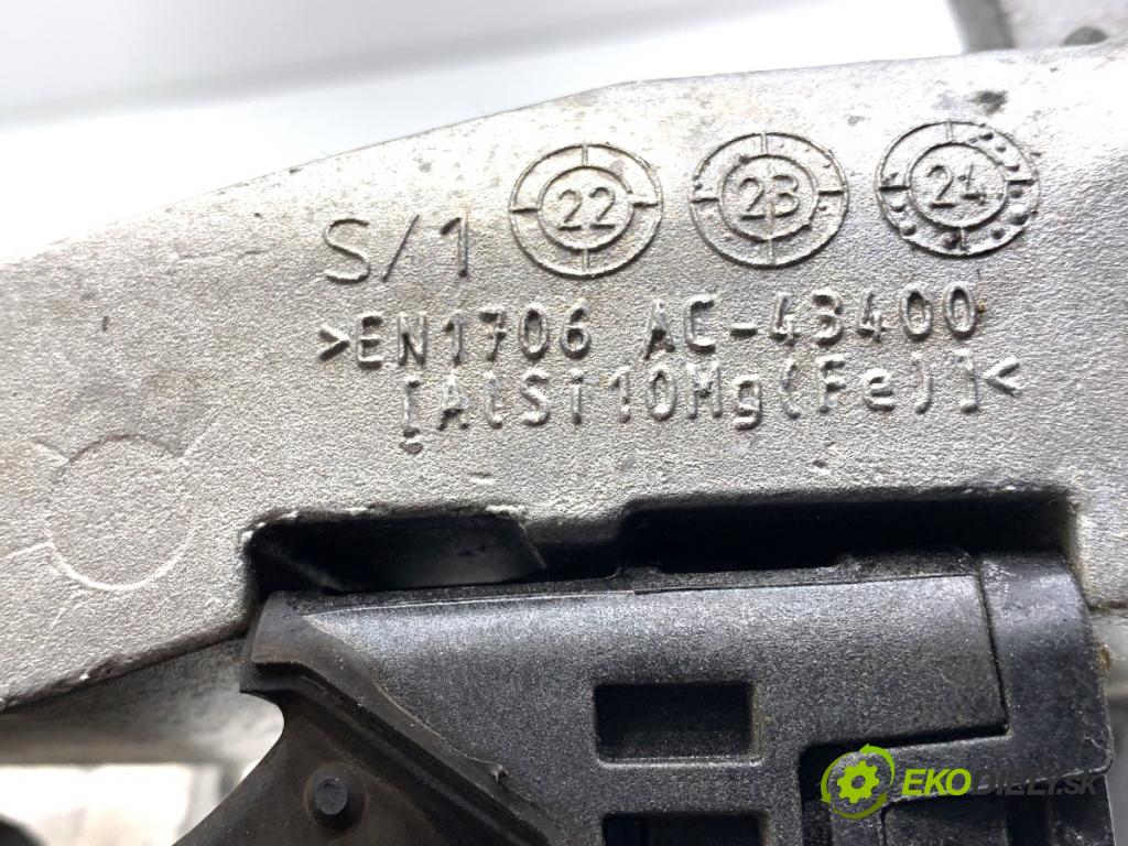 BMW F48 SUV 2017 110 kW sDrive 18 d 1995 AirBag Motor pravy 8835570