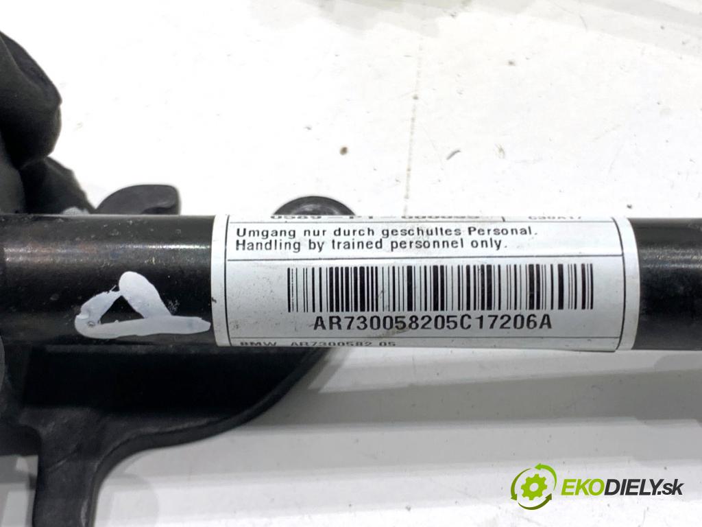 BMW F48 SUV 2017 110 kW sDrive 18 d 1995 KAZETA: PIROTECHNICKÉ: kapoty pravy 0589-P1-000095