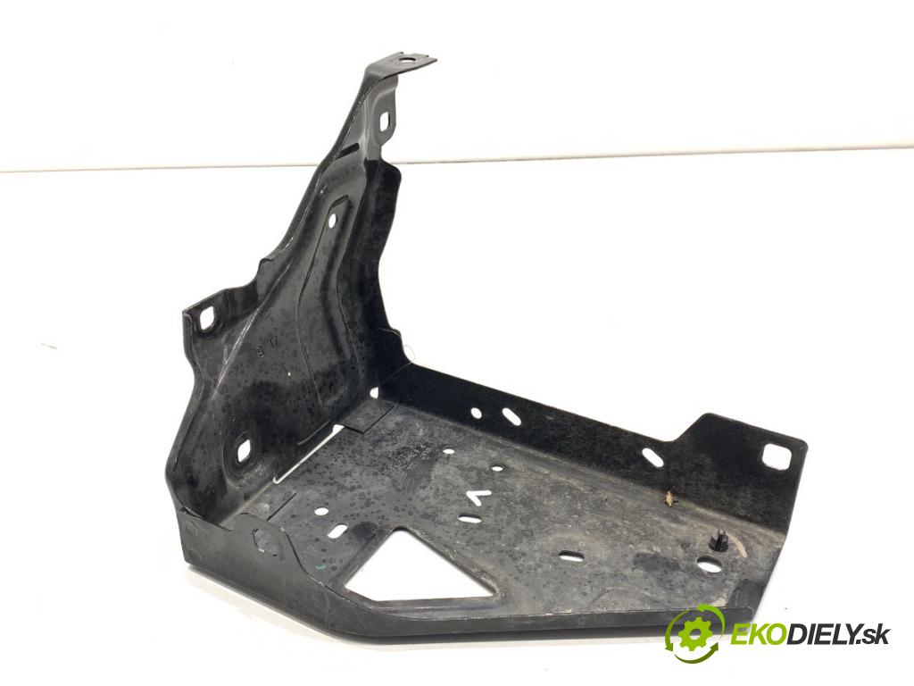 BMW F48 SUV 2017 110 kW sDrive 18 d 1995 uchytenia svetla ľavy 7342501