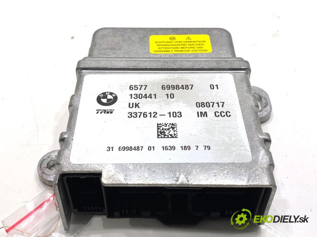 BMW F48 SUV 2017 110 kW sDrive 18 d 1995 senzor airbag 6998487 (Snímač)