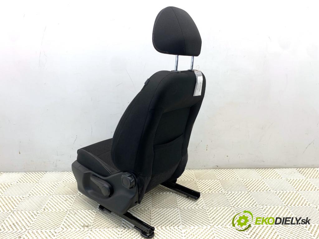 CITROEN C4 II liftback 2017 81 kW 1.2 THP 110 1199 Sedadlo ľavy predný