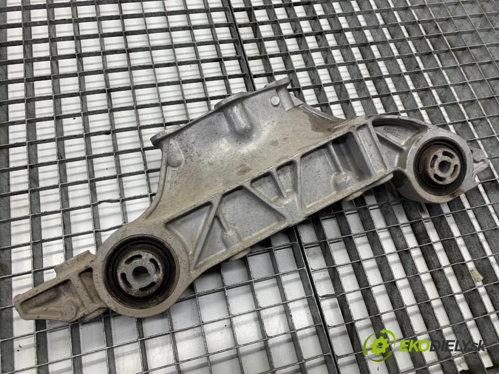 MERCEDES-BENZ eSPRINTER Skrzynia Skrzynia 2022 85 kW Electric (910.633)  AirBag Motor A9103420200 (Držiak motora)