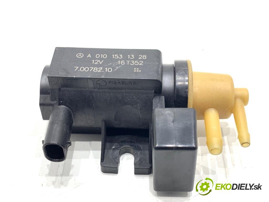 MERCEDES-BENZ W176 liftback 2017 90 kW A 180 (176.042) 1595 ventil tlaku A0101531328 (Ventil)