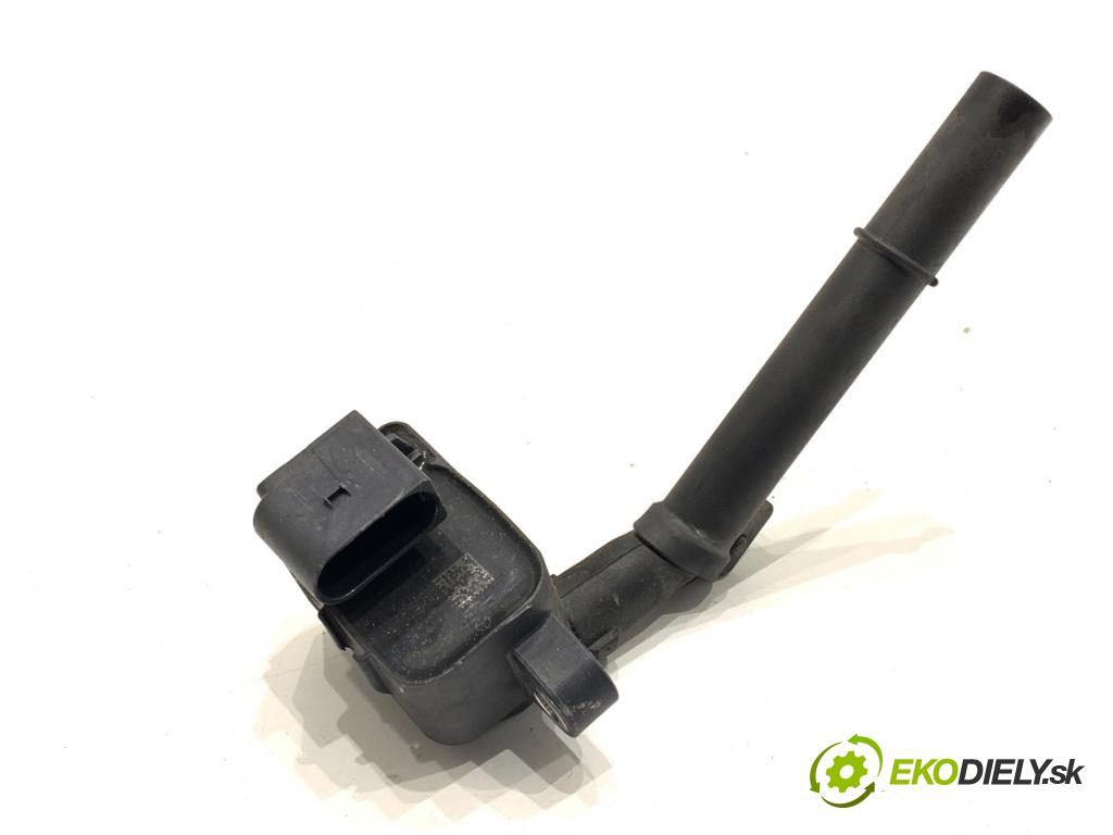 MERCEDES-BENZ W176 liftback 2017 90 kW A 180 (176.042) 1595 cívka zapalovací A2709060500 (Zážehová cívka)