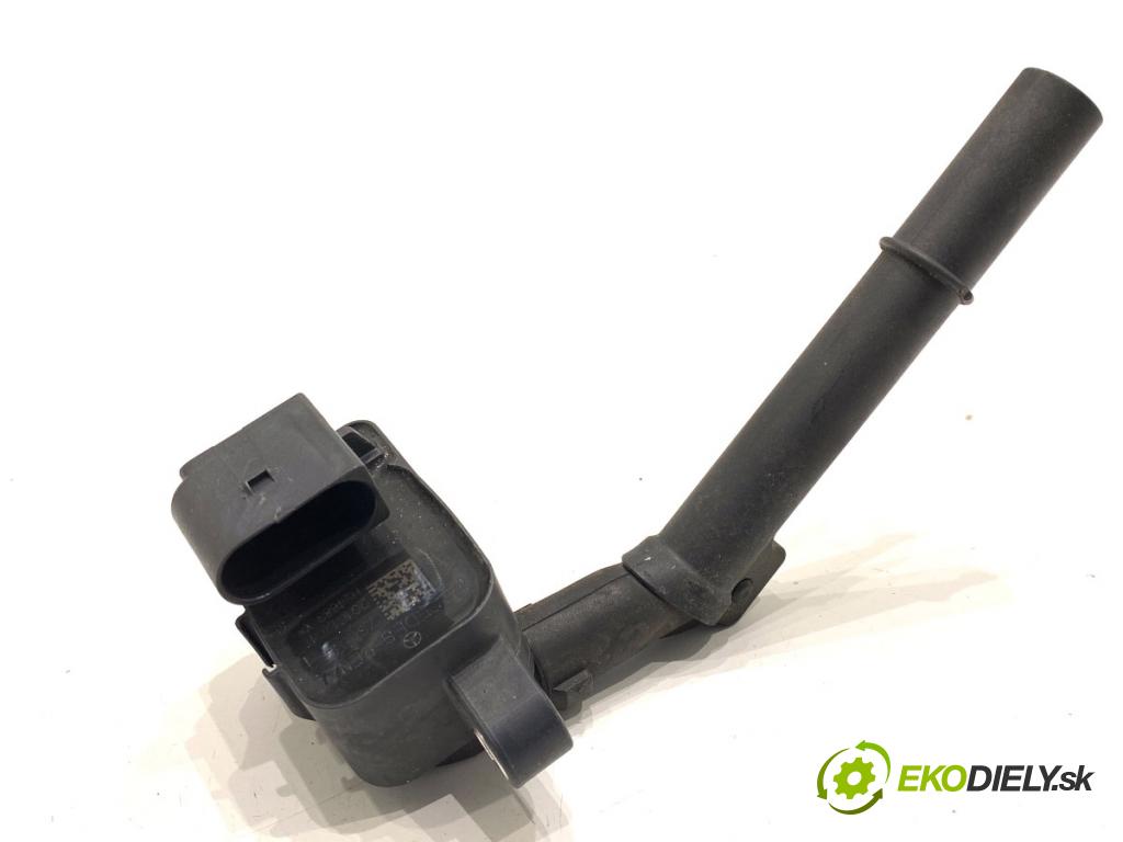 MERCEDES-BENZ W176 liftback 2017 90 kW A 180 (176.042) 1595 cívka zapalovací A2709060500 (Zážehová cívka)