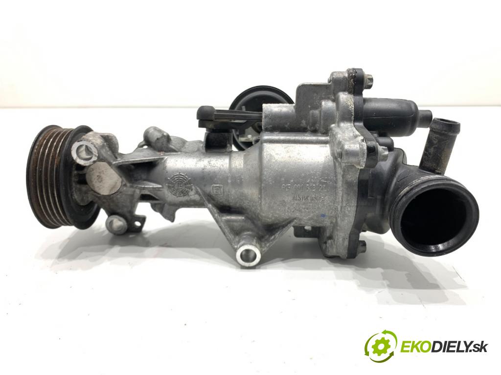 MERCEDES-BENZ W176 liftback 2017 90 kW A 180 (176.042) 1595 Pumpa vody A2702000000 (Vodná pumpa)