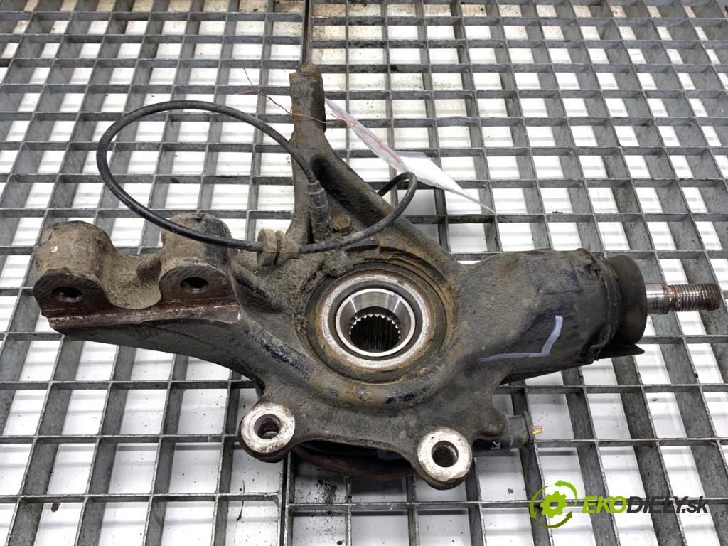 CITROEN C4 II liftback 2017 81 kW 1.2 THP 110 1199 náboj pravy predný