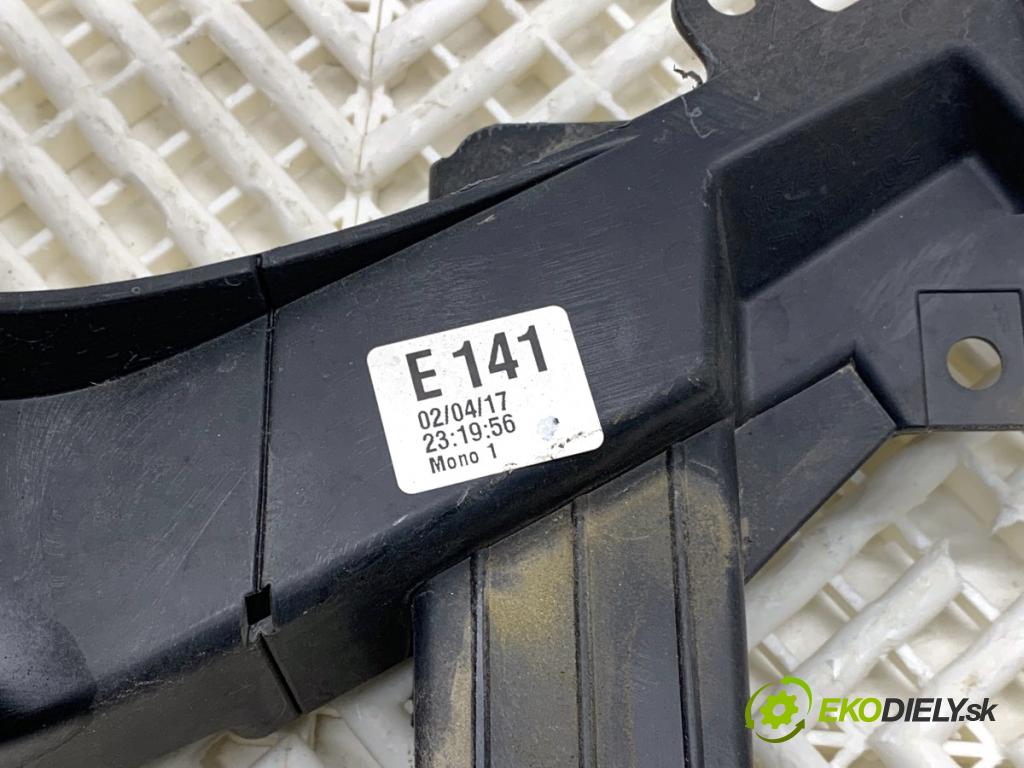 CITROEN C4 II liftback 2017 81 kW 1.2 THP 110 1199 Výstuha horná 9673046277 (Výstuha)