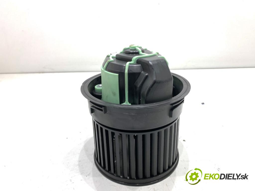 CITROEN C4 II liftback 2017 81 kW 1.2 THP 110 1199 ventilátor kúrenia T1011131B