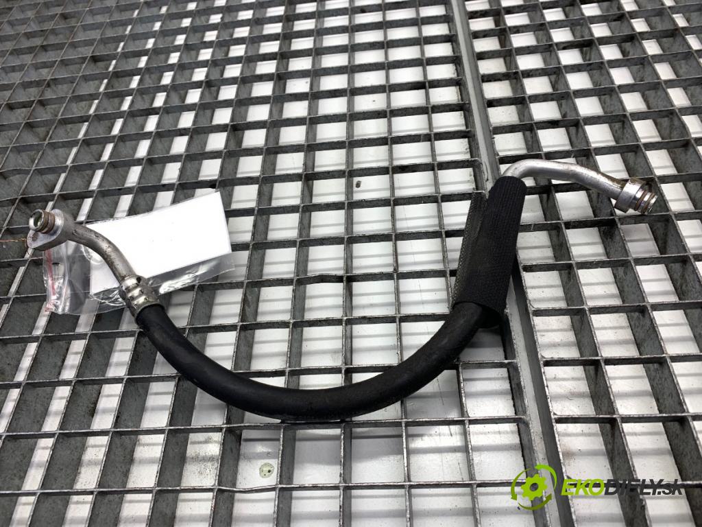 CITROEN C4 II liftback 2017 81 kW 1.2 THP 110 1199 rúrka klimatizace  (Trubka klimatizace)