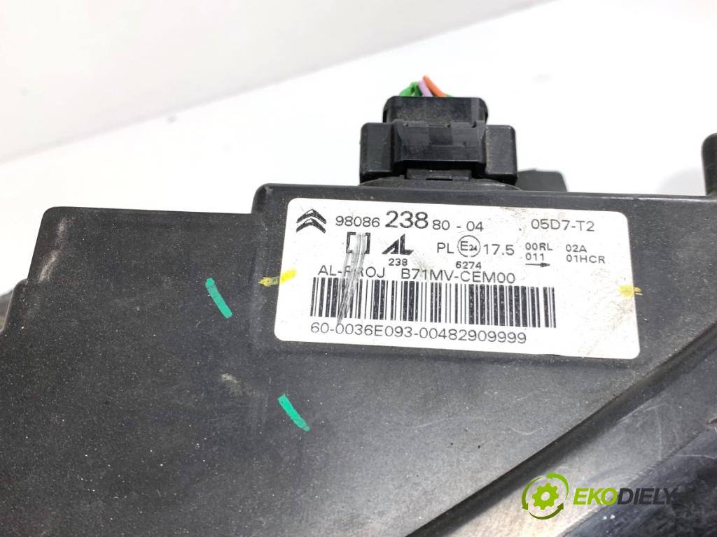 CITROEN C4 II liftback 2017 81 kW 1.2 THP 110 1199 Svetlomet ľavy predný 9808623880