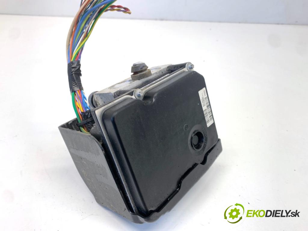 CITROEN C4 II liftback 2017 81 kW 1.2 THP 110 1199 Pumpa ABS 9810752280 (Pumpa ABS)