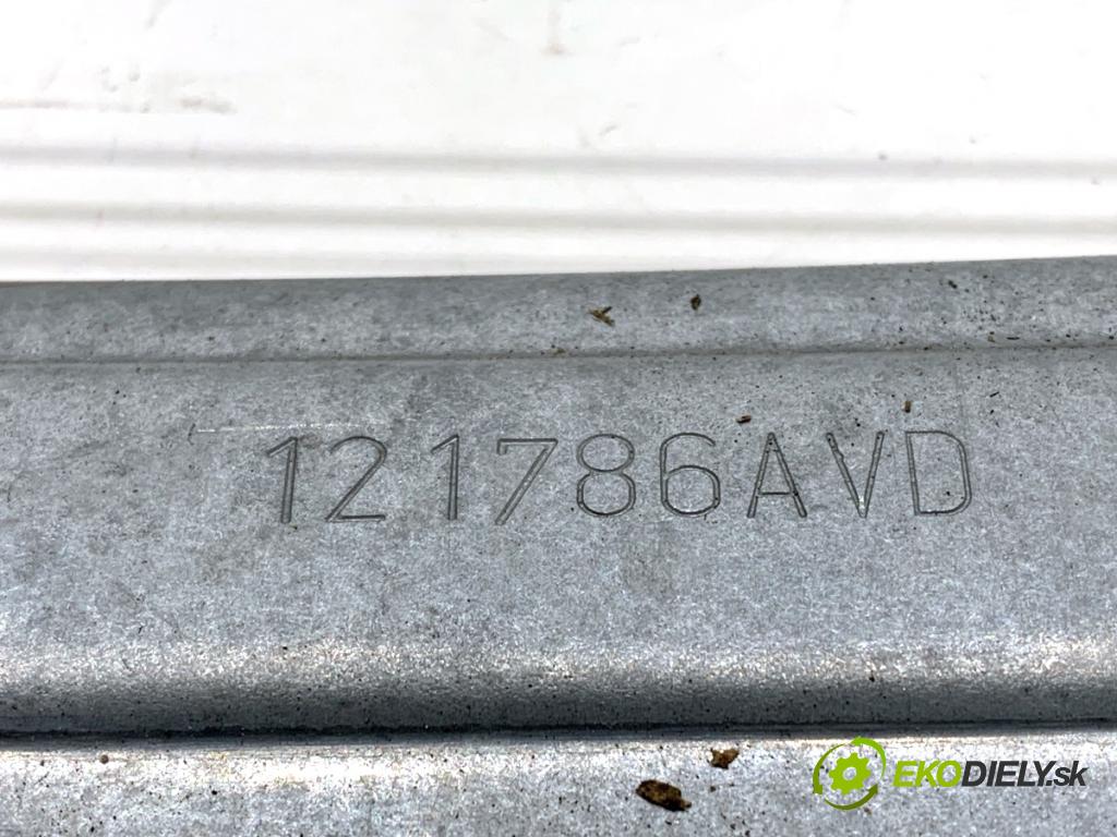 CITROEN C4 II liftback 2017 81 kW 1.2 THP 110 1199 mechanismus okna pravý přední část