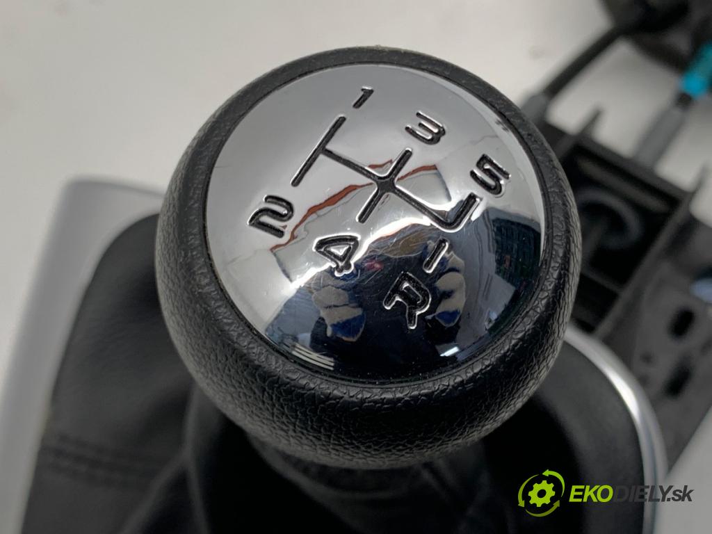 CITROEN C4 II liftback 2017 81 kW 1.2 THP 110 1199 Kulisa 9671748880 (Rýchlostná páka (kulisa))