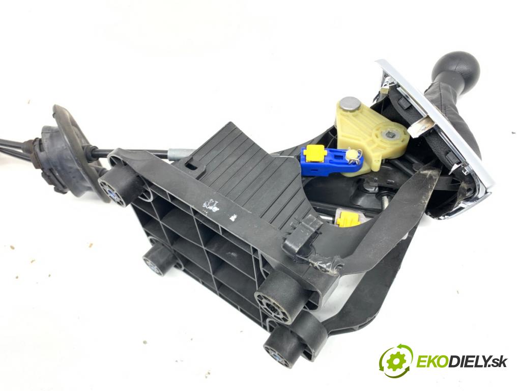 CITROEN C4 II liftback 2017 81 kW 1.2 THP 110 1199 Kulisa 9671748880 (Rýchlostná páka (kulisa))