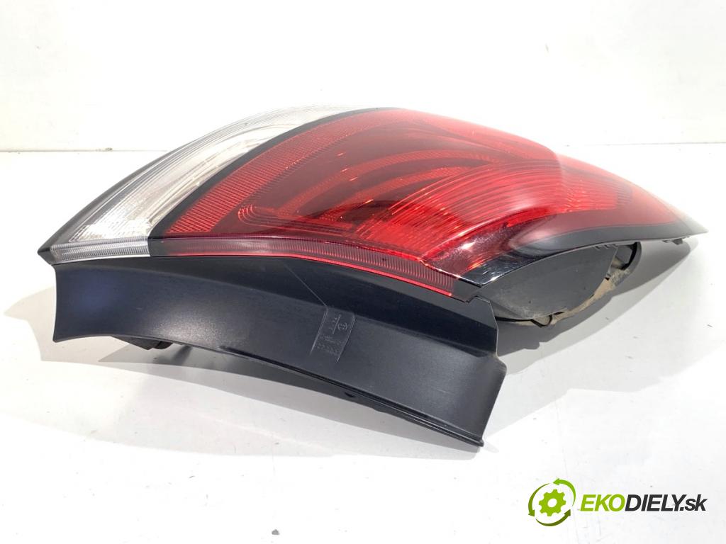 CITROEN C4 II liftback 2017 81 kW 1.2 THP 110 1199 Svetlo ľavy zad 9808624680