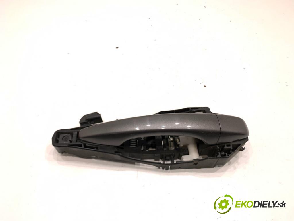 CITROEN C4 II liftback 2017 81 kW 1.2 THP 110 1199 Kľučka vonkajšia pravy predný 