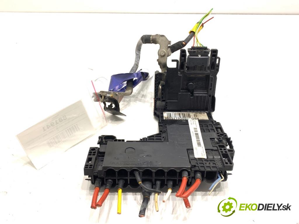 CITROEN C4 II liftback 2017 81 kW 1.2 THP 110 1199 svorka plus 9805119280