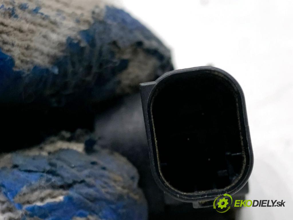 CITROEN C4 II liftback 2017 81 kW 1.2 THP 110 1199 Snímač PDC 9666016377VL