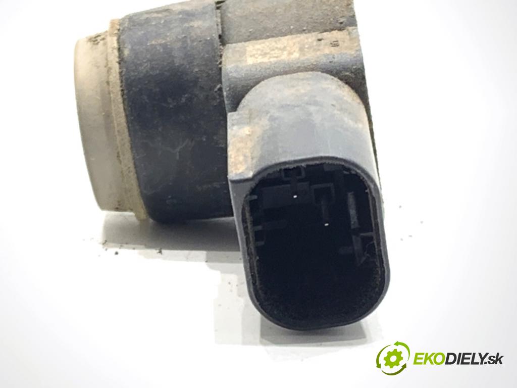 CITROEN C4 II liftback 2017 81 kW 1.2 THP 110 1199 Snímač PDC 9666016377VL