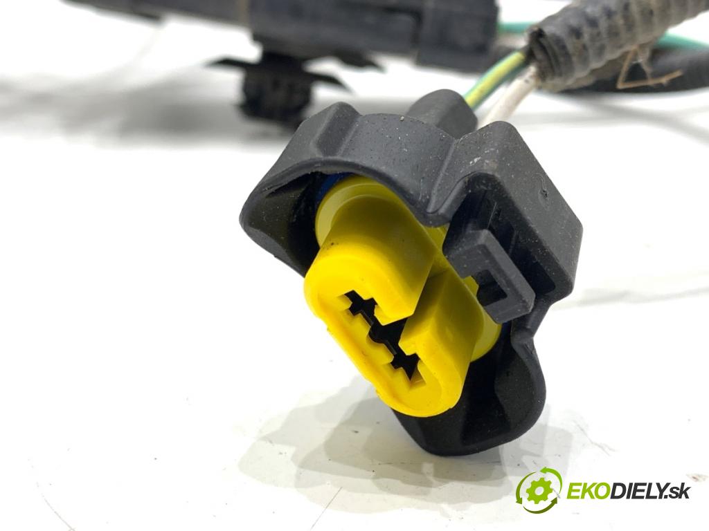 CITROEN C4 II liftback 2017 81 kW 1.2 THP 110 1199 Káblovačka halogénov, hmloviek 9674684580