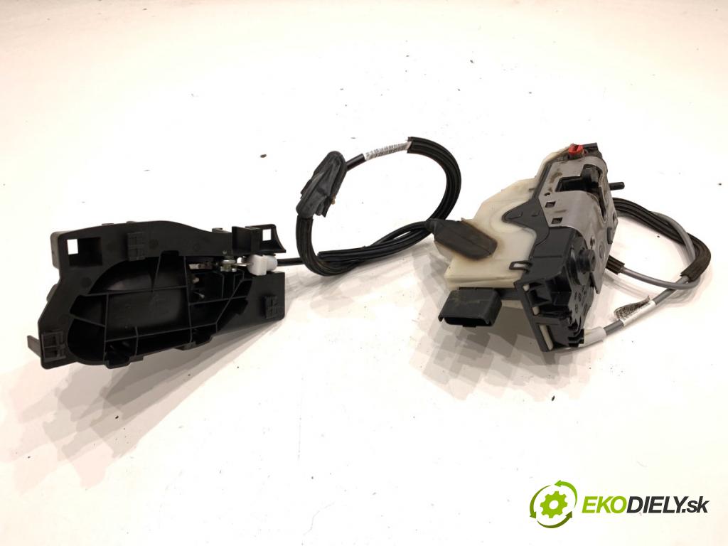 CITROEN C4 II liftback 2017 81 kW 1.2 THP 110 1199 zámok Dvere pravy zad 9685351480