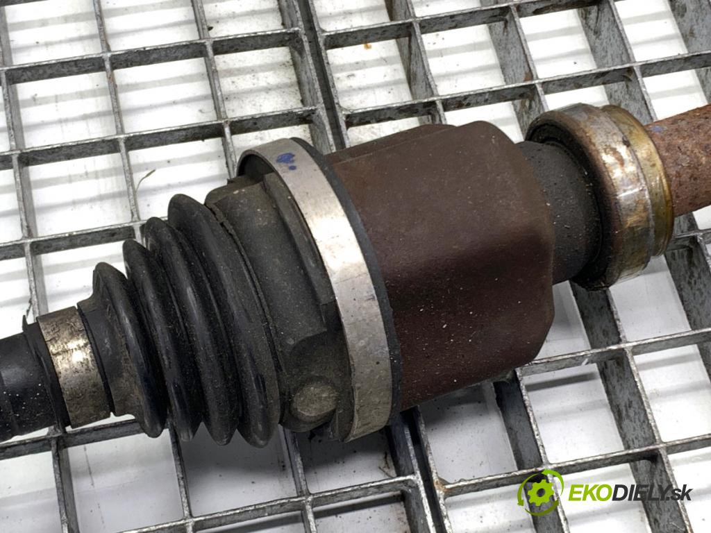 CITROEN C4 II liftback 2017 81 kW 1.2 THP 110 1199 Poloos pravy predný 9811636480