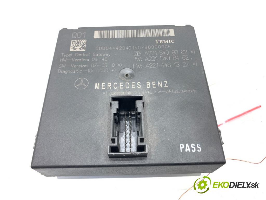 MERCEDES-BENZ W221 sedan 2007 173 kW S 320 CDI (221.022, 221.122) 2987 Modul GATEWAY A2215408362