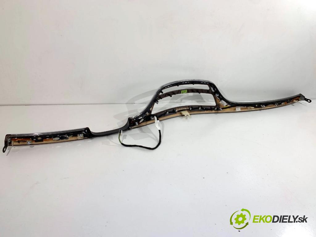 MERCEDES-BENZ W221 sedan 2007 173 kW S 320 CDI (221.022, 221.122) 2987 lišty kryt A2216800671 (Lišta)