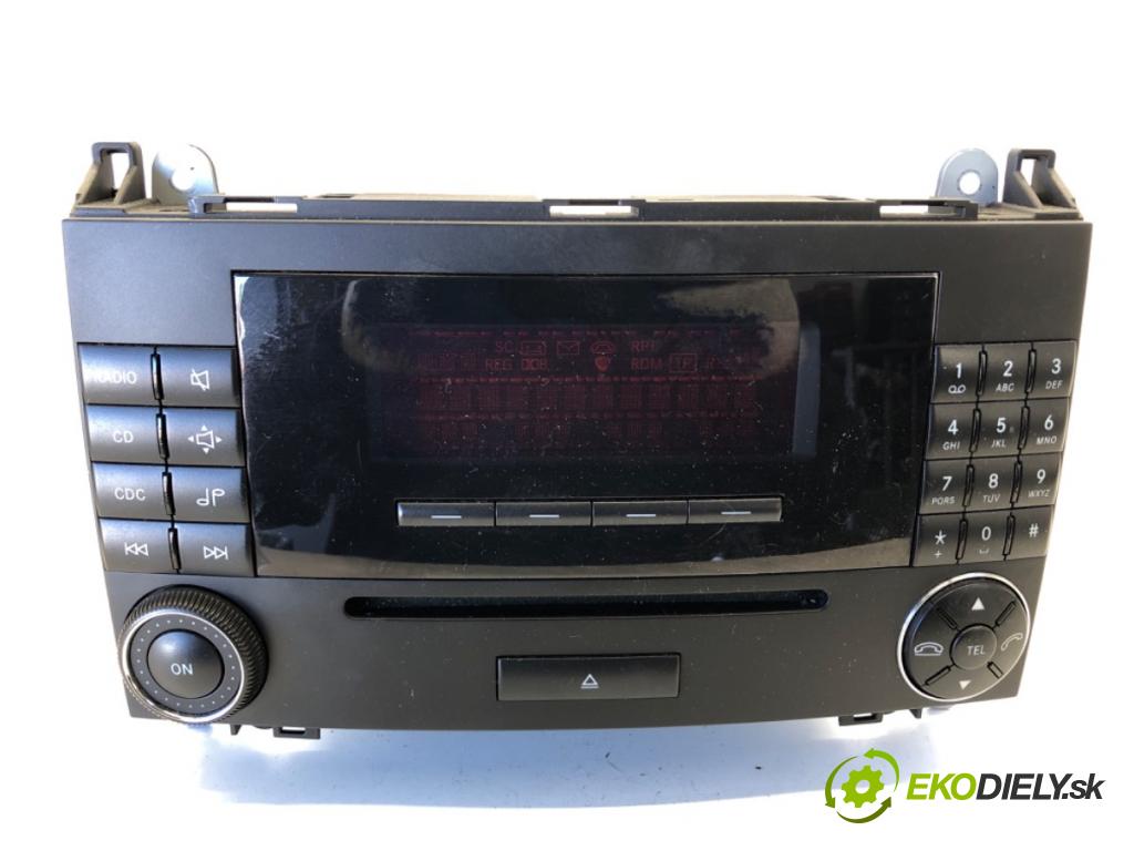 MERCEDES-BENZ W169 liftback 2006 85 kW A 170 (169.032, 169.332) 1699 RADIO A1698207589 (Audio zariadenie)
