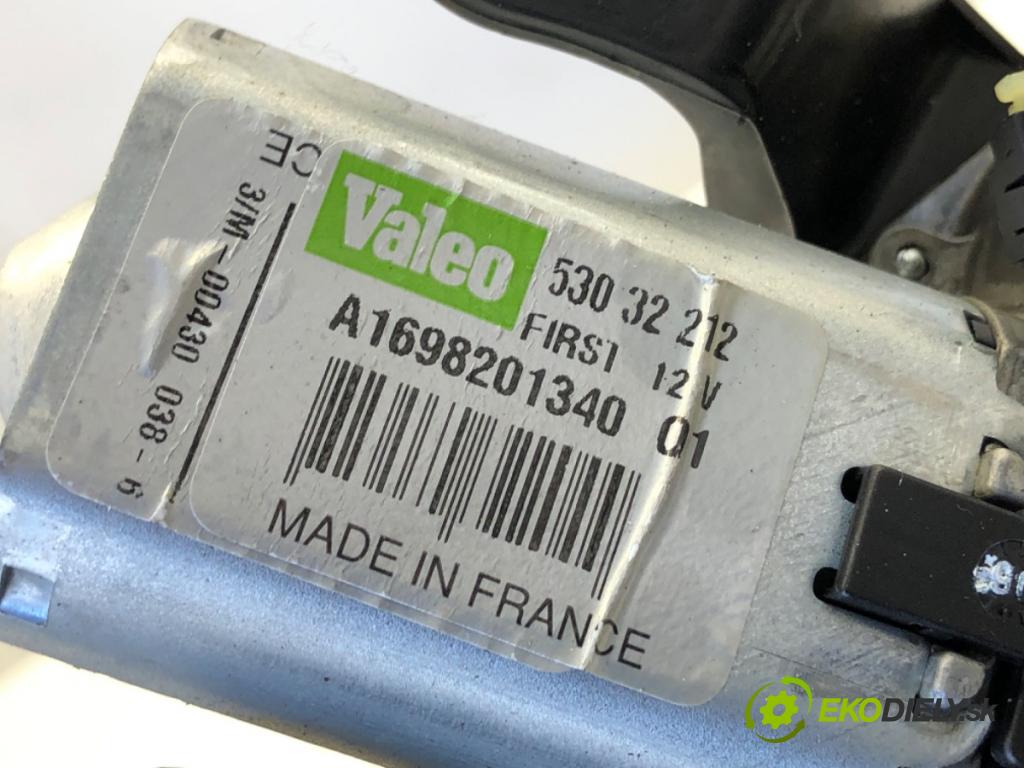 MERCEDES-BENZ W169 liftback 2006 85 kW A 170 (169.032, 169.332) 1699 Motor stieračov zad A1698201340