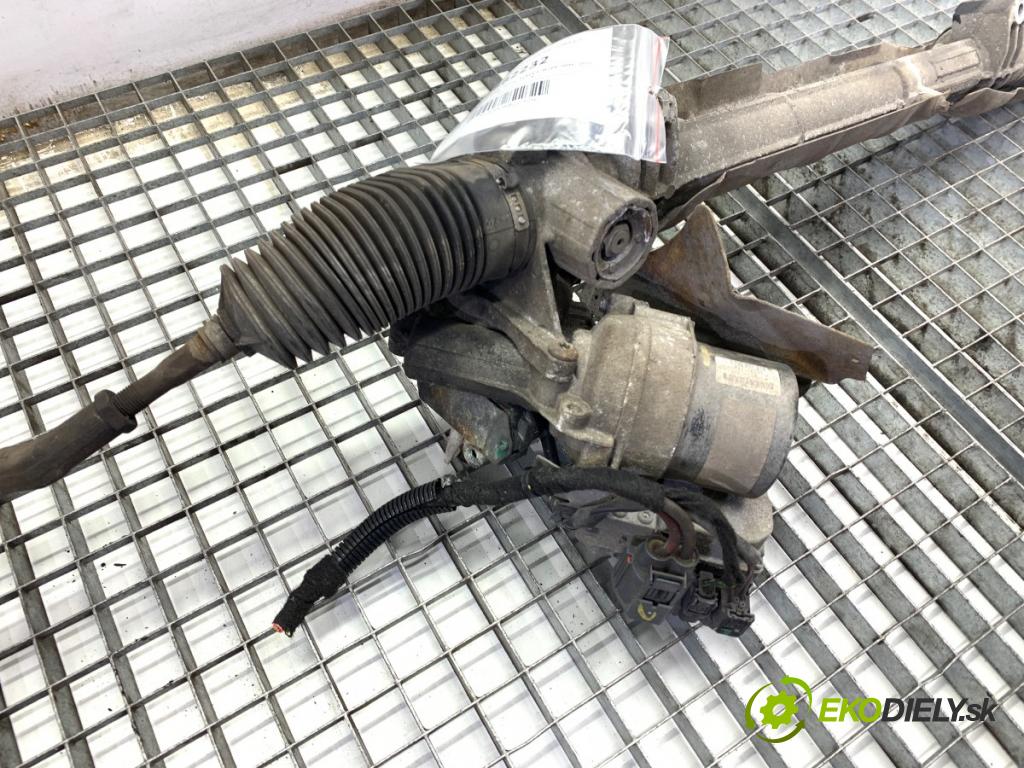 MERCEDES-BENZ W169 liftback 2006 85 kW A 170 (169.032, 169.332) 1699 řízení volantu řízení 6820000072