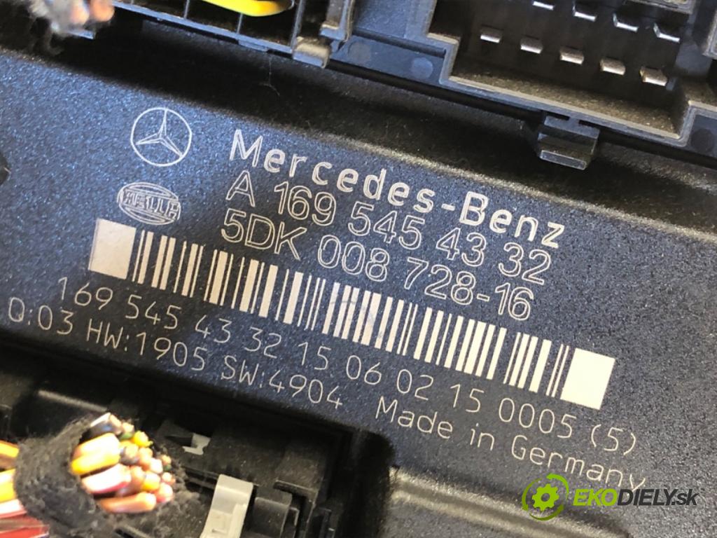 MERCEDES-BENZ W169 liftback 2006 85 kW A 170 (169.032, 169.332) 1699 modul BSI A1695454332 (Pojistková skříňka)