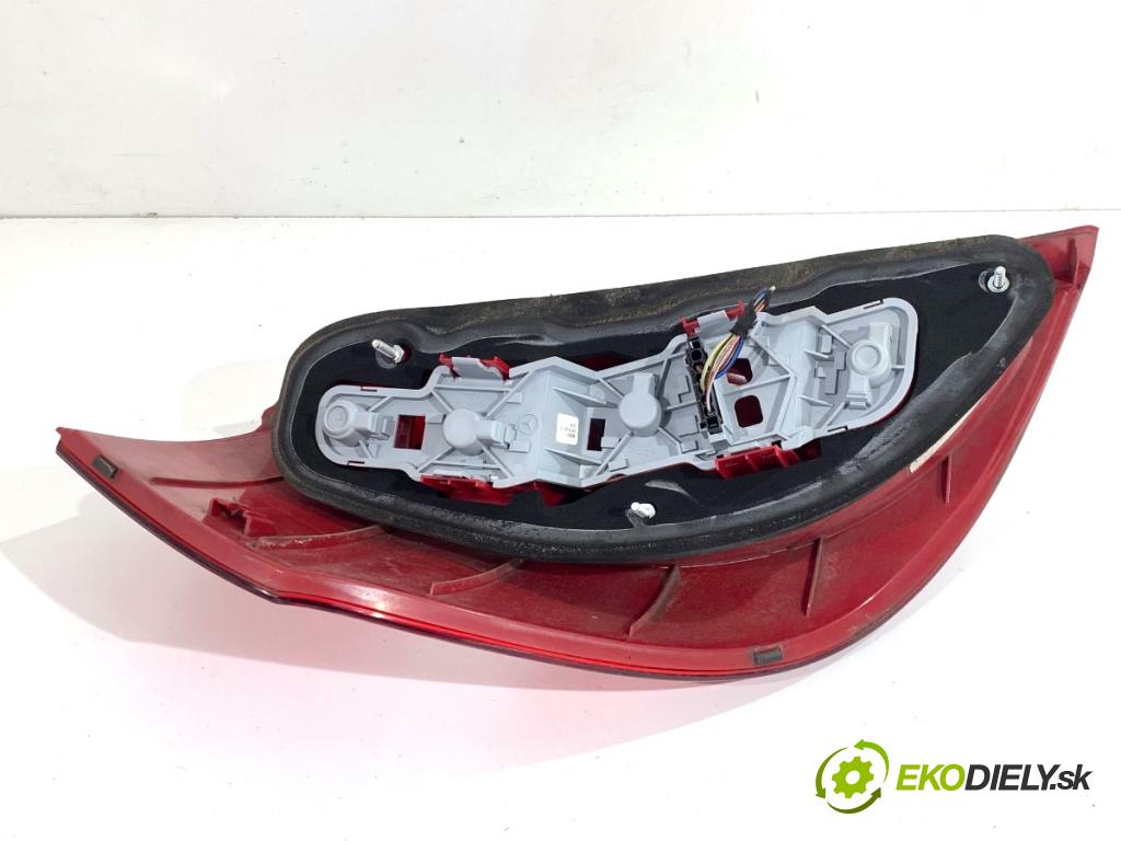 MERCEDES-BENZ W169 liftback 2006 85 kW A 170 (169.032, 169.332) 1699 Svetlo pravy zad A1698200464